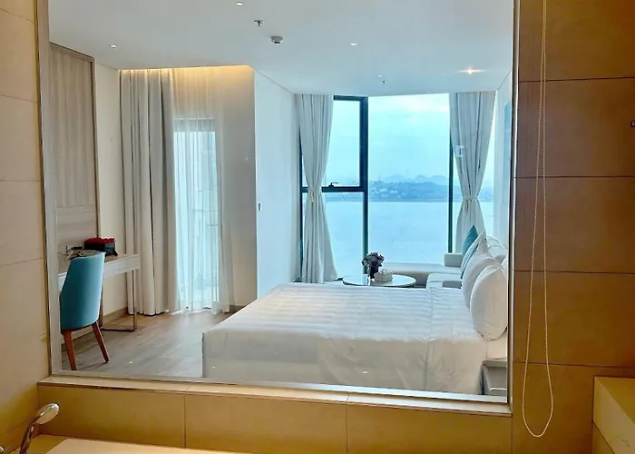 Căn hộ Samset Corner Seaview A La Carte Bay Hạ Long