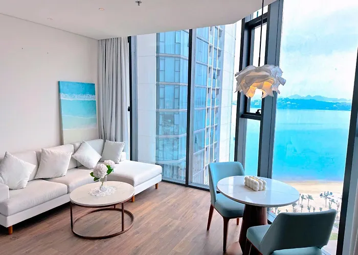 Samset Corner Seaview A La Carte Bay